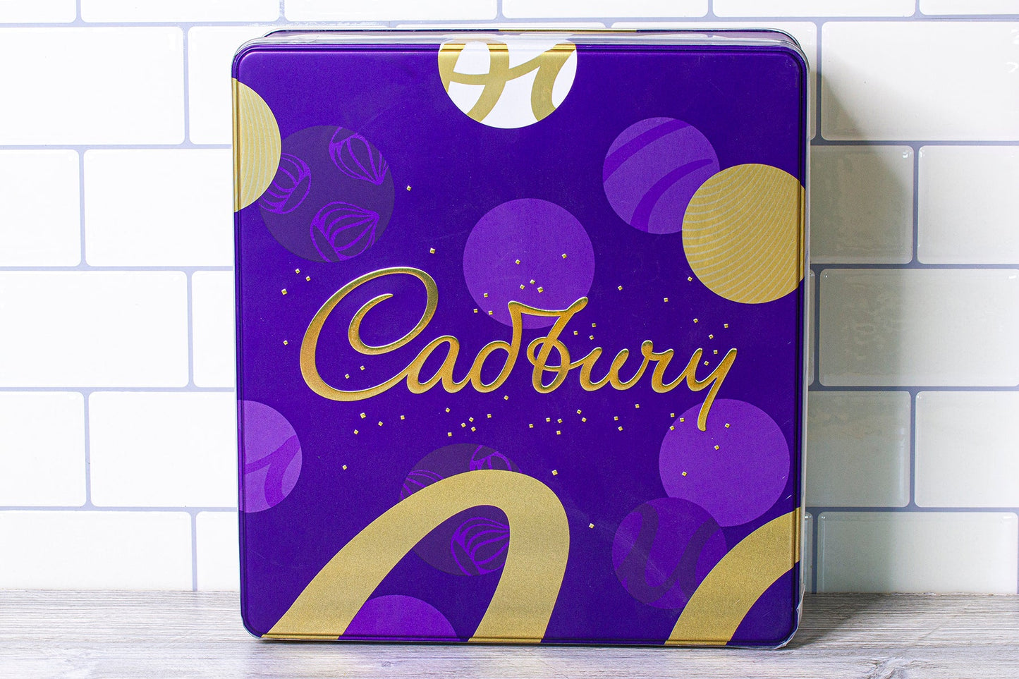 Cadbury Dairy Milk Chunks Gift Tin - Ackroyd's Scottish Bakery