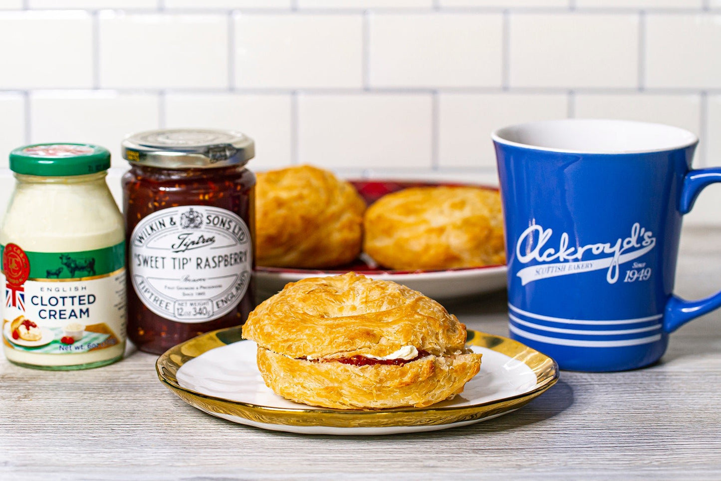 English Luxury Clotted Cream - Ackroyd's Scottish Bakery