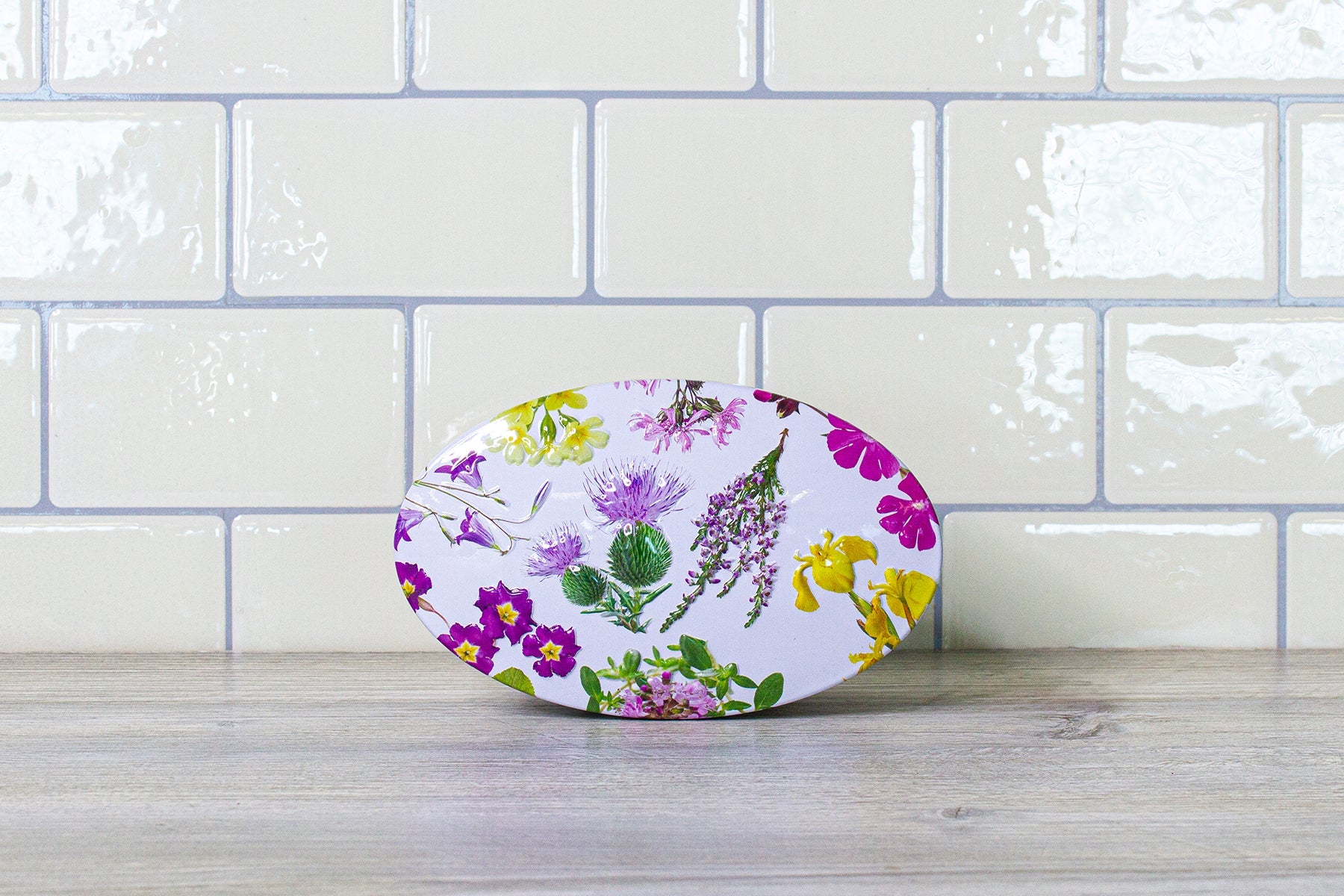 Gardiners Floral Vanilla Fudge Tin - Ackroyd's Scottish Bakery
